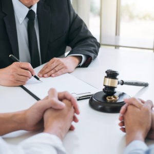 離婚時に財産分与をしないで済む方法はある？法的取り決めや交渉手段について解説
